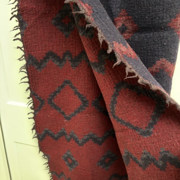 Aritzia wool scarf - Picture 2 of 4